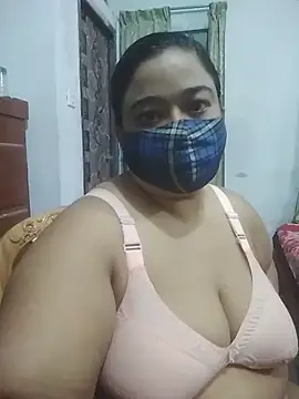 Chat XXX en directo de momo_loves