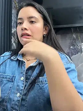 XXX chat uživo modela Miss_Bella_Flame