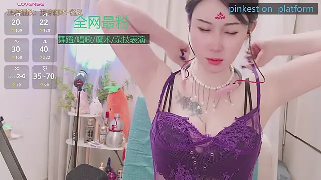 Luck_Lili_ 网络视讯表演