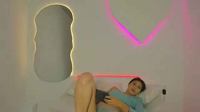 AdharaHamilton_ 现场XXX聊天