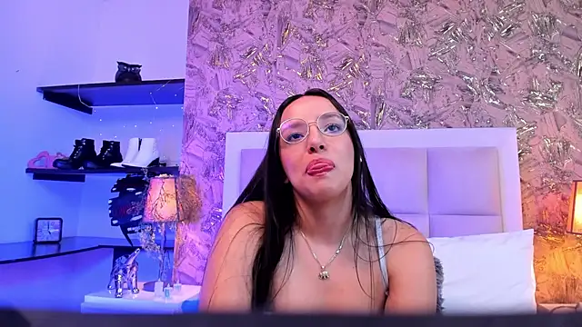 ValkyriaSteel Chat XXX in diretta