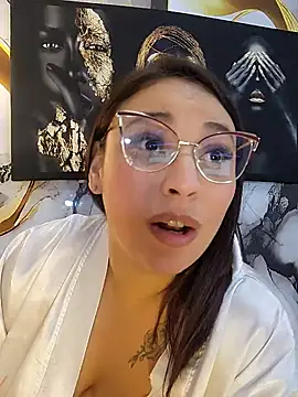 LizzRouse Adlı Modelin Canlı XXX Sohbeti