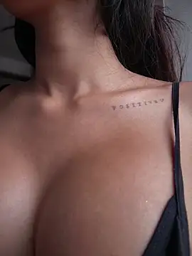 Czat XXX na żywo – DulceLenns