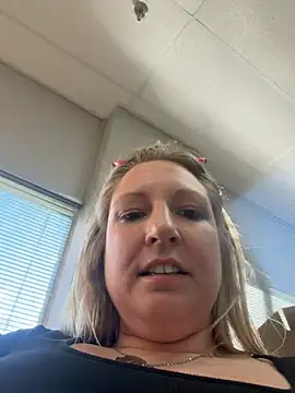 Czat XXX na żywo – sweetkacibaby