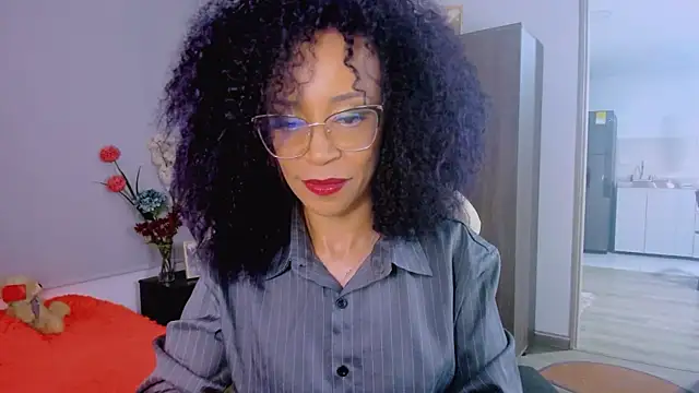 ScarlettMalbec: онлайн-секс-чат