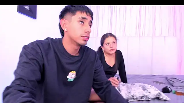 Вебкам-шоу isaak_miller_