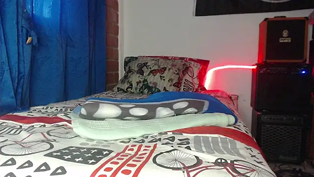 DeusBarbarus 网络视讯表演