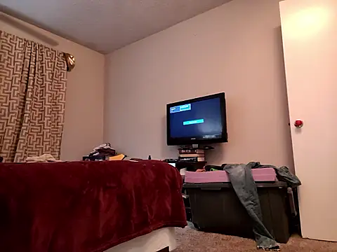 Drewpackn8: διαδικτυακό σόου στην κάμερα