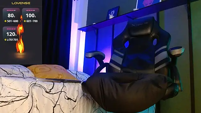 castle_87: онлайн-секс-чат