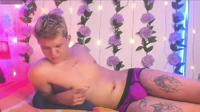 izan_20's Live XXX Chat