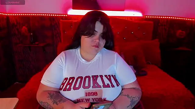 dirtyBBWplay লাইভ XXX চ্যাট