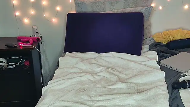 luvely_gurl's Webcam Show