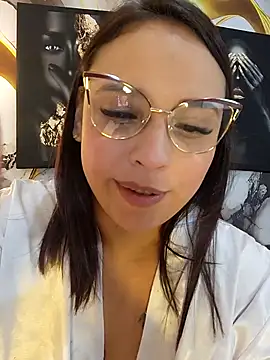 LizzRouse 라이브 XXX 채팅