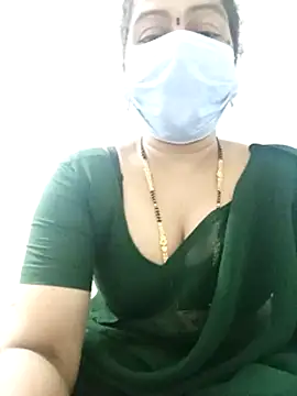 Chikki_20's Webcam Show