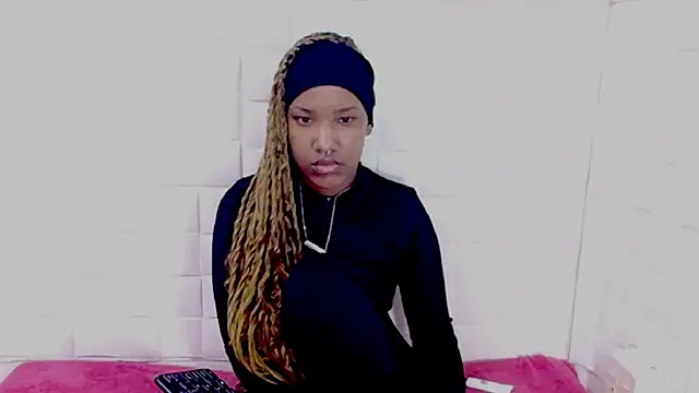 EroticSexyPrada's Live XXX Chat