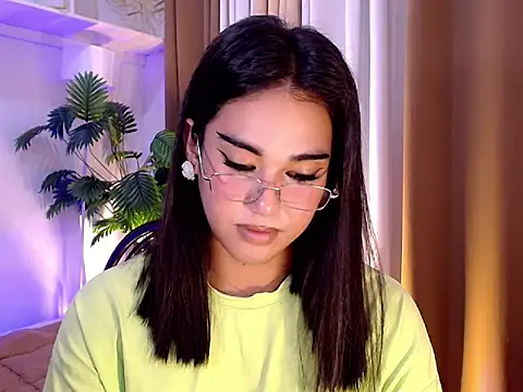 Show de magnificent_kitana na webcam