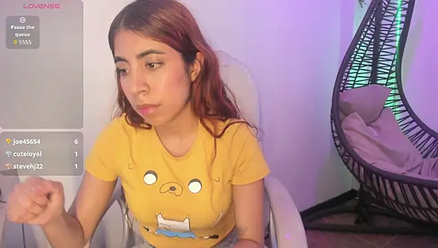 lunitaa18: онлайн-секс-чат