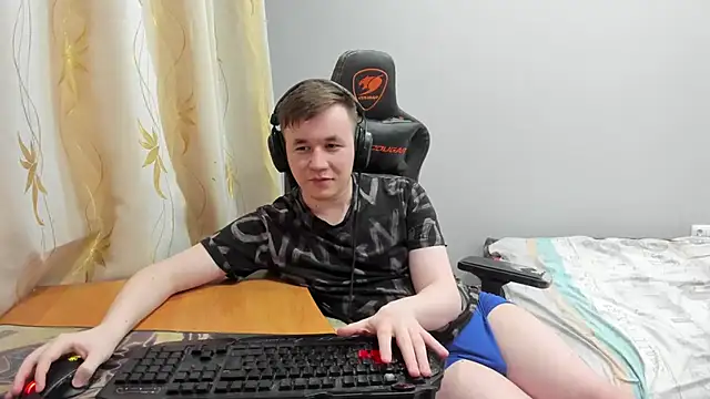 iliaskrislove Show Webcam