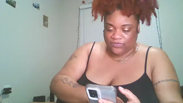 NaughtyHottieBBW's Webcam Show