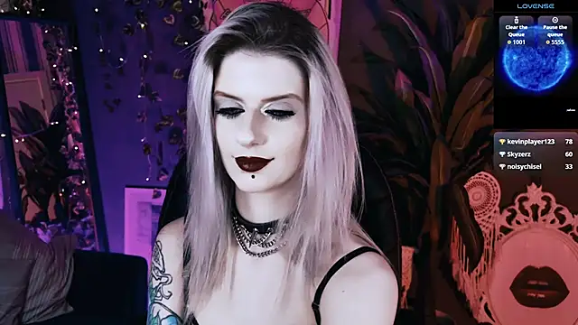 Noah_ElmerX: онлайн-секс-чат