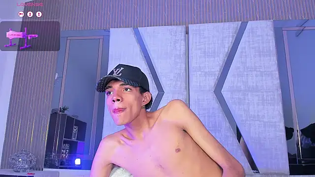 candyandmarilyn's Live XXX Chat