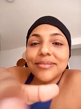 veronica_em1 Chat XXX in diretta