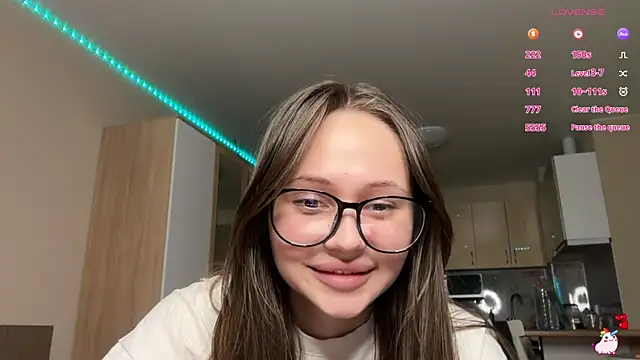 NIKAGPT Pertunjukan Webcam