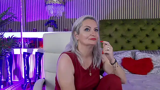 LadyTouch live XXX chat