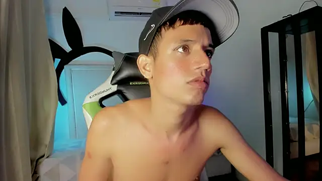 Вебкам-шоу Jr_flow