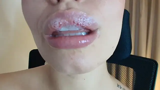 lisbet21x লাইভ XXX চ্যাট