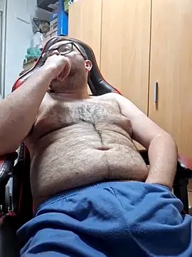 Javier_bear Live XXX Chat