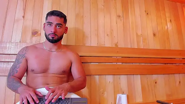 Živý XXX chat mike_friends