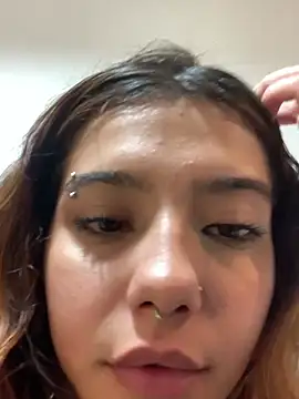 Chat +18 de MiaaCute- ao vivo