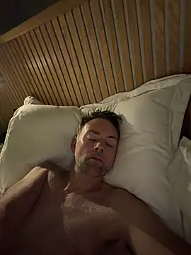 BronzeShowtime67 Webcam-Show