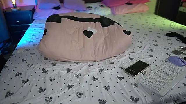 TiffanyPierce's Live XXX Chat