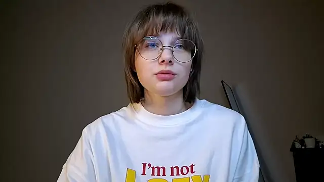 ExitedTrothのウェブカメラショー