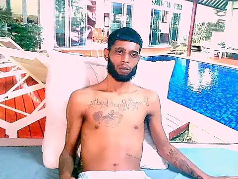 Онлайн чат XXX CharmingIndian1