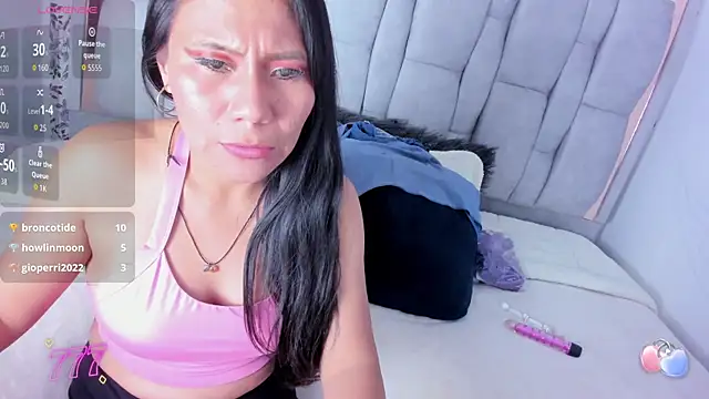 Keyla_Brunette_'s Live XXX Chat