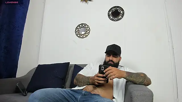 Chat XXX ao vivo de Lyon_vach