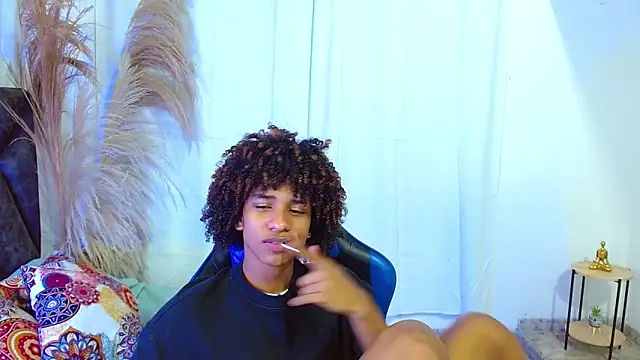 angelll18_のライブXXXチャット