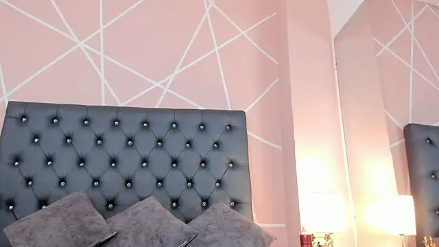 Chat +18 de Rosalinda_77 ao vivo