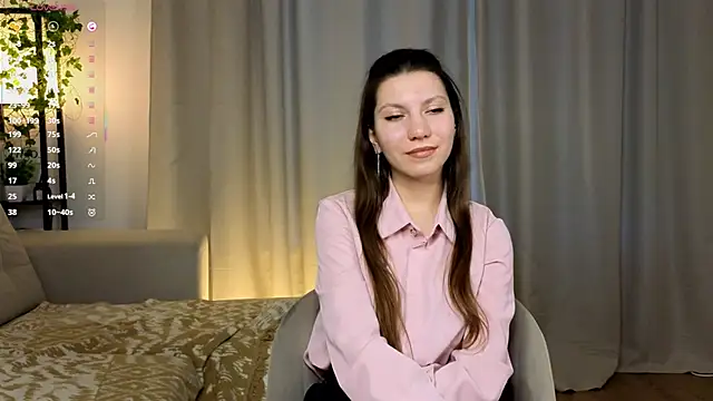 KareenKendra webcam show