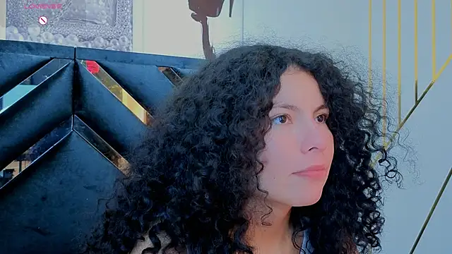 Zoe-yanin's Live XXX Chat