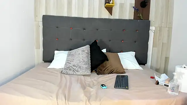 Chat XXX en directo de GabyRouge