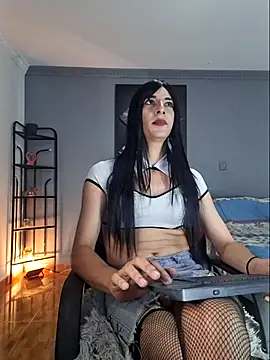 Show modela kandyts na web-kameri