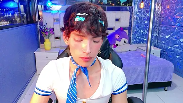 عرض كام AlecciaNova