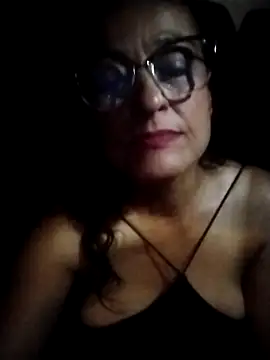 Show de Aurora_levi na webcam