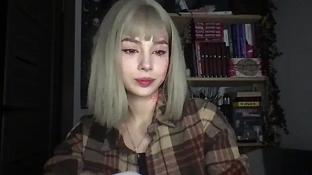 Chat +18 de Yuna5343 ao vivo