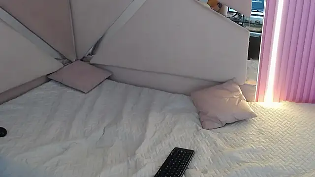 oblivionlove Adlı Modelin Canlı XXX Sohbeti