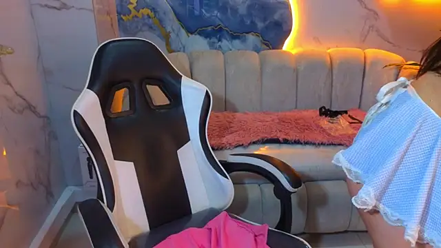 Chat +18 de Anny_Star_Tx ao vivo